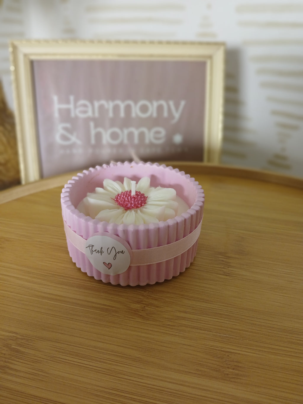 Velvet Blush Petite - daisy bloom candle